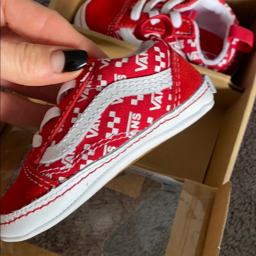 Vans size 4